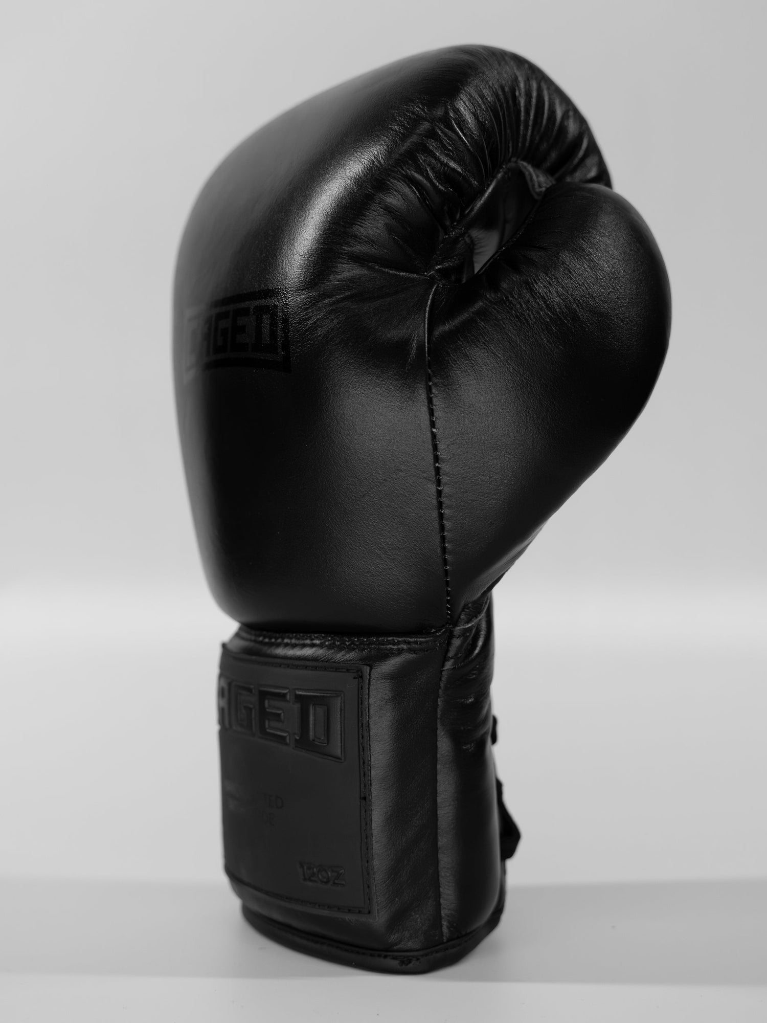 Caged Boxhandschuhe 'X Series' Schnürung - Schwarz/Schwarz - The Fight Company Deutschland